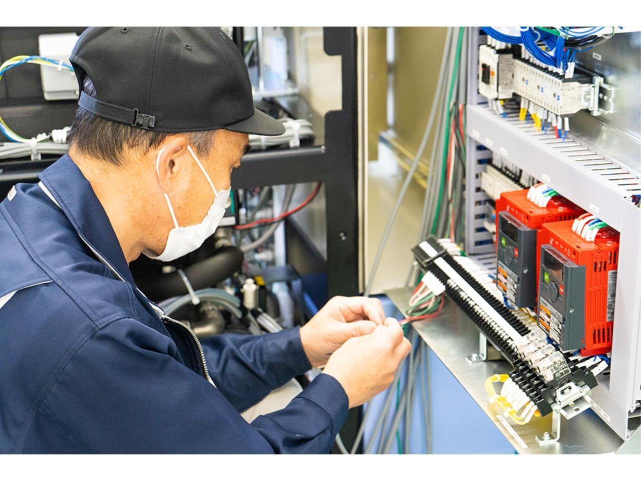 キレイな職場で働こう！！装置組立を募集