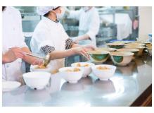 未経験者歓迎の作業風景