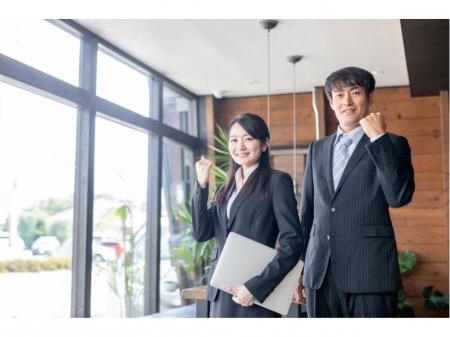 買取専門店での接客スタッフ