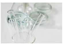 正社員・紹介予定派遣の作業風景