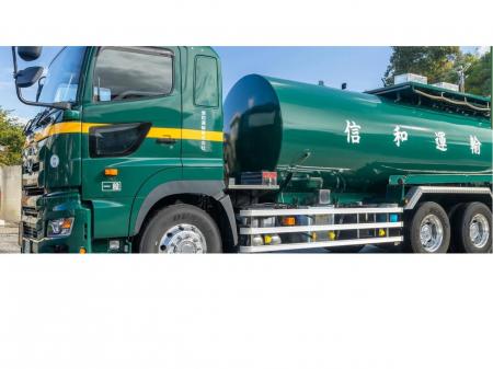 働きやすさ充実した大型ローリードライバー