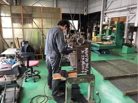 未経験でもチャレンジ出来る、一点ものを作る金型磨き職人♪