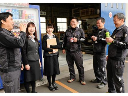 オーダーメイド昇降機の設計エンジニア