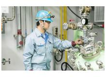 化学メーカーの製造オペレーター／未経験から正社員へ