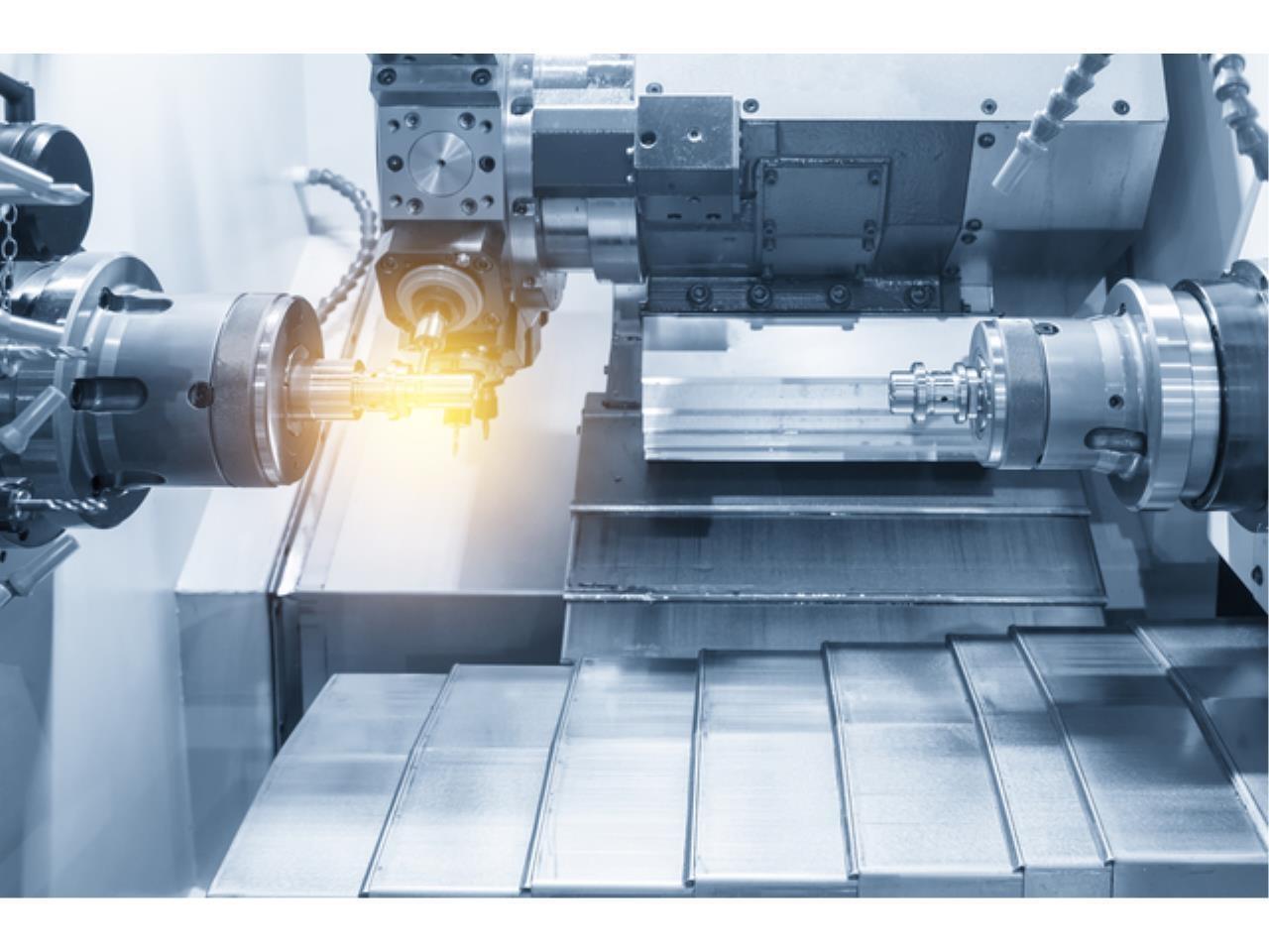 機械加工（部品のセットと取り外し）