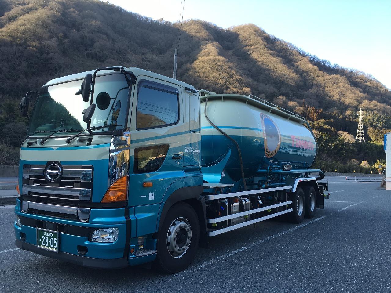 大型トラックの運行管理／未経験OK！