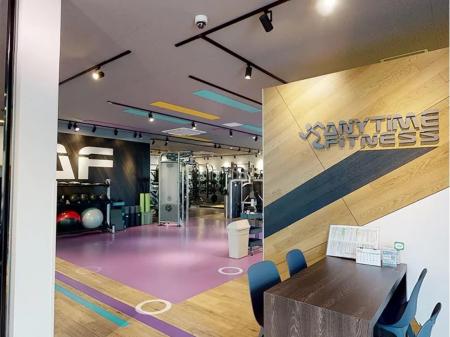 ガソリンスタンドスタッフ