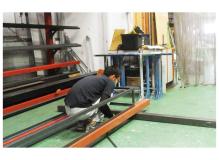 広告看板の製作と取付けスタッフ