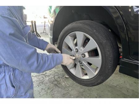 未経験でも採用します♪貴重な自動車整備士の正社員を募集！！