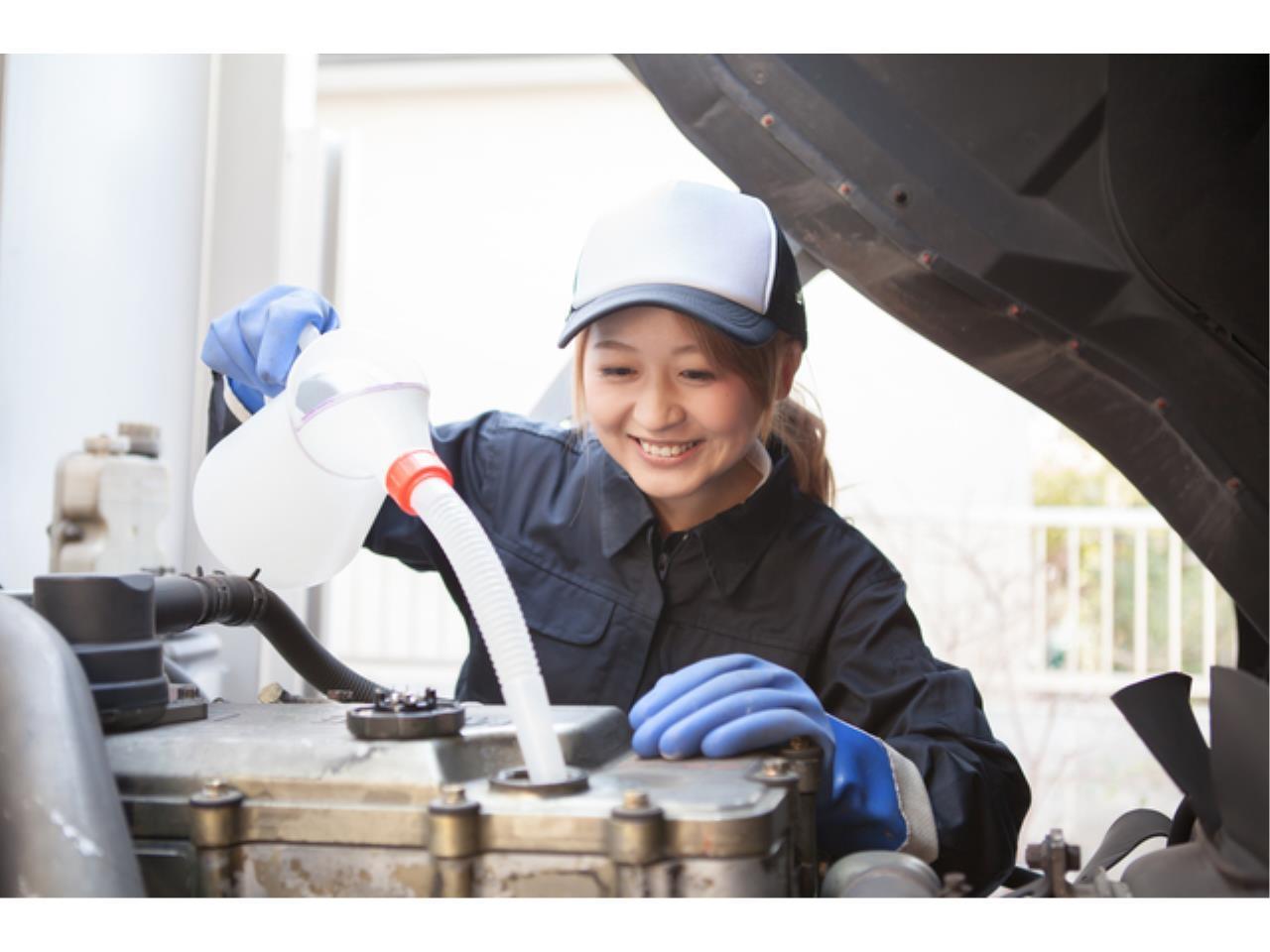 未経験でも採用します♪貴重な自動車整備士の正社員を募集！！