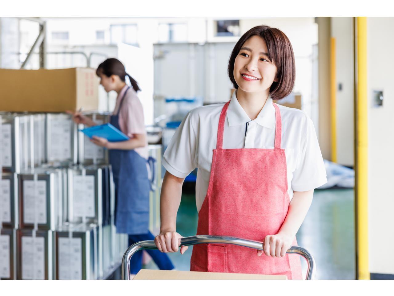 ９時からスタートの部品をケースに並べる軽作業
