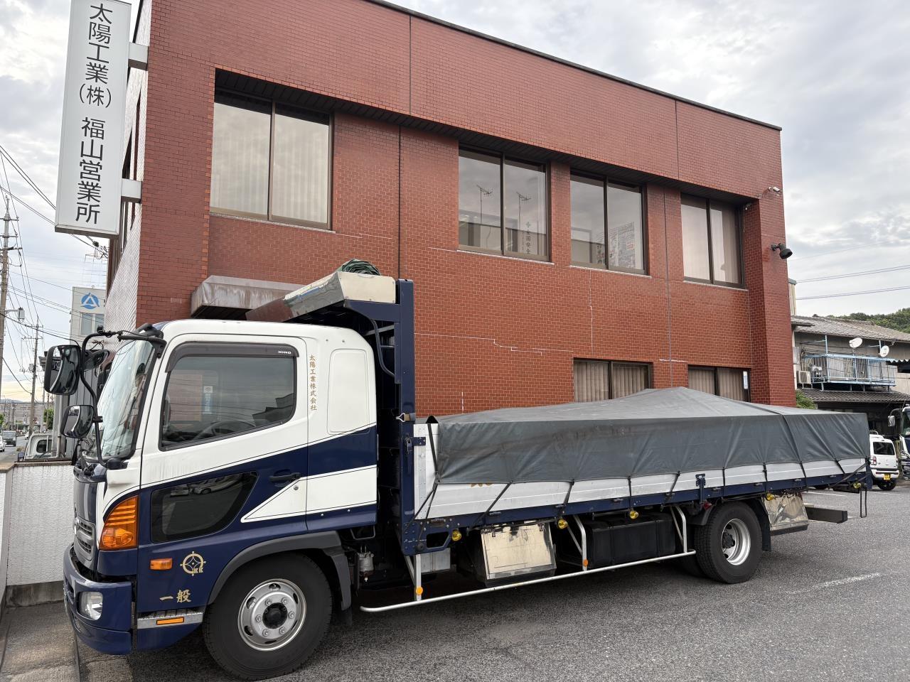 ４ｔトラックドライバー／平ボディ車／手積みなし
