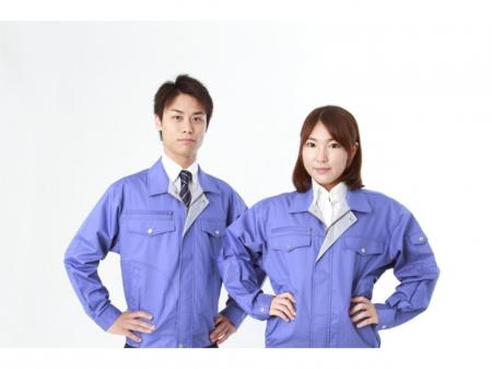エアコン完備！プラスチック製板のカット組立作業