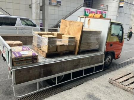 ４tドライバー（一般常温食品のルート配送）
