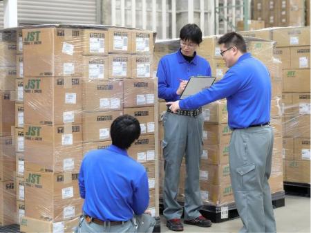 大手物流企業で働こう！2トン～4トントラックドライバー募集