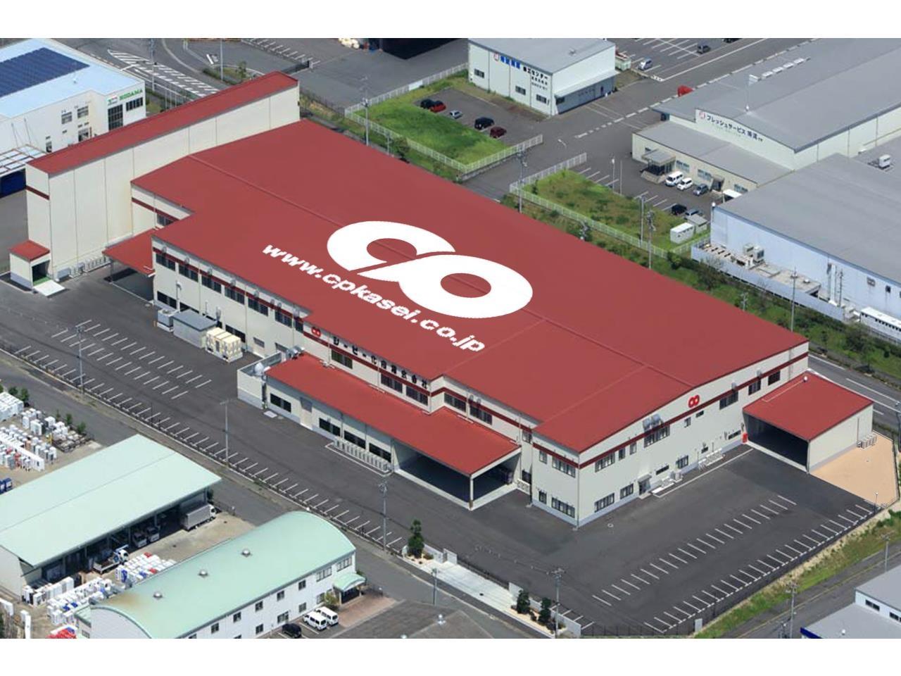 大手メーカー勤務!正社員採用!食品容器製造の機械オペレーター ※未経験OK