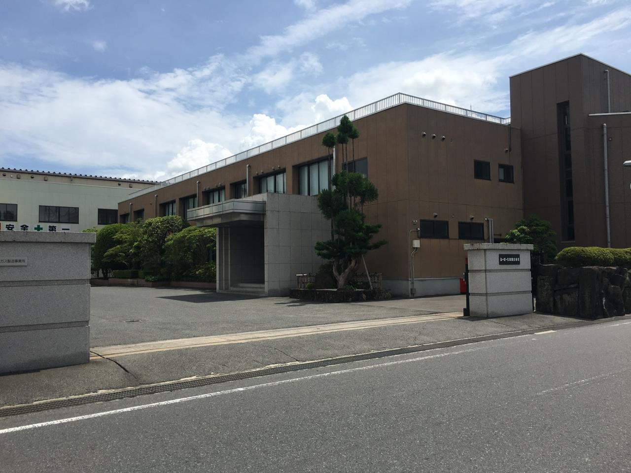 大手メーカー勤務!正社員採用!食品容器製造の機械オペレーター ※未経験スタートOKの工場内作業※