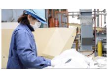 製造未経験者歓迎の作業風景