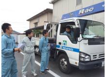 未経験者歓迎の作業風景