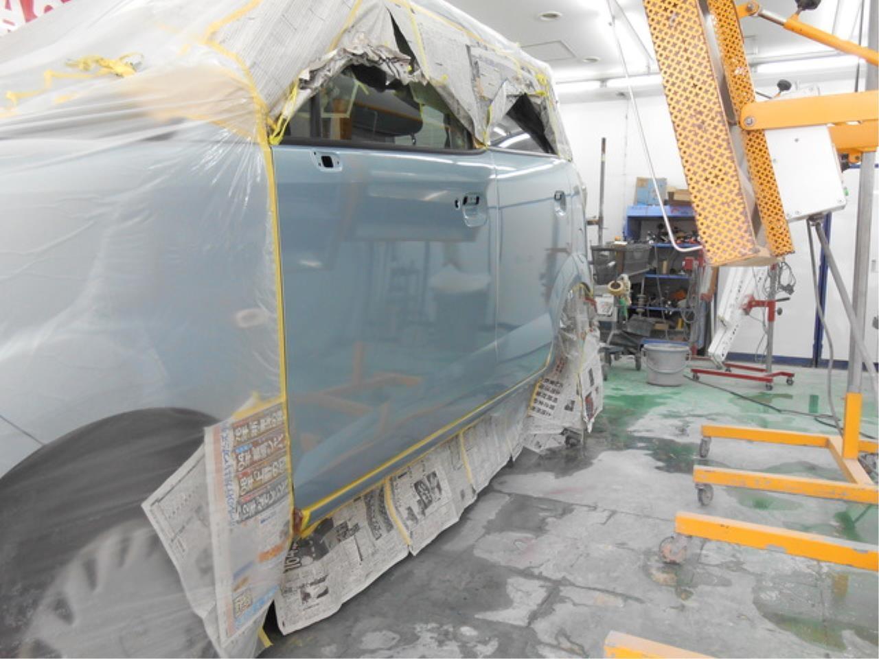 無資格未経験だけでなくシニア経験者も大歓迎の自動車鈑金スタッフ