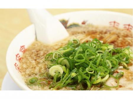完全週休２日制で働ける人気ラーメン店の正社員スタッフ