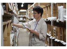 家具やインテリア雑貨の入出荷など倉庫内作業