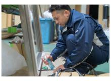 住宅用サッシの組立や配送