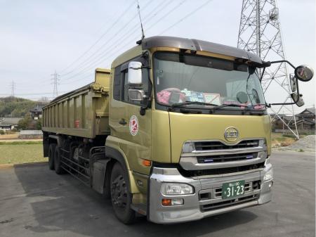 頑張れば月収４６万円も可能！！ダンプ運転手（トレーラー運転手同時募集中）