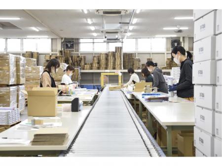 テストやドリルなど小学校教材の仕分やピッキング作業｜4/１～4/10の短期アルバイト