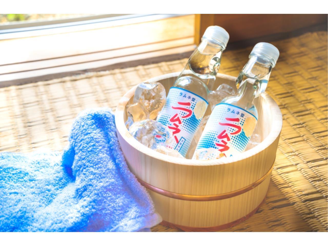 瓶ラムネなどを製造する飲料メーカーでの製造補助作業